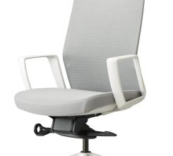 J1-Chair