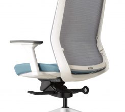 J1-Chair